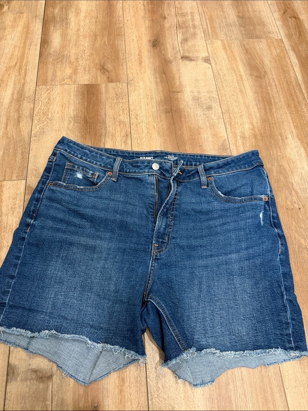 Old Navy High-Rise OG Straight Jeans in Light and Dark Blue